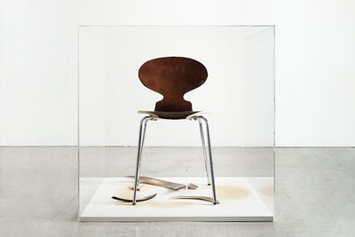 Single chair version of Copy Right, 2007. Photo: Anders Sune Berg
