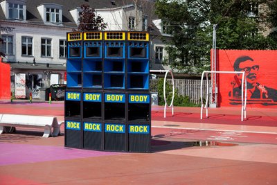 Soundsystem from Kingston, Jamaica at the red square. Superkilen, 2012.